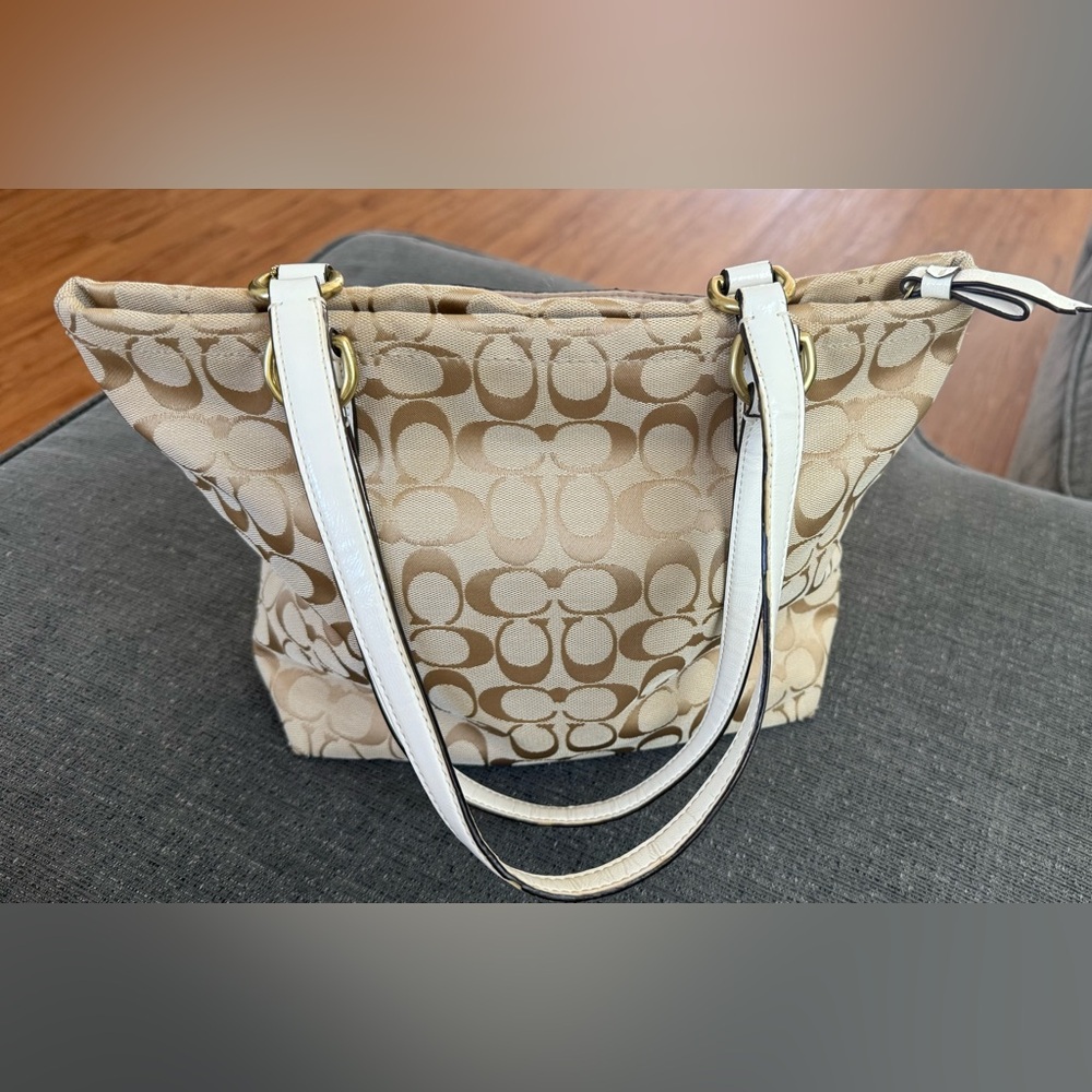 Coach Tan and White Signature Tote Bag - Picture 2 of 11